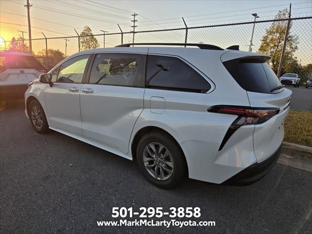 2024 Toyota Sienna XLE