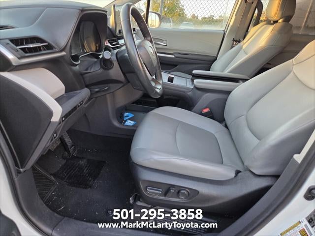 2024 Toyota Sienna XLE
