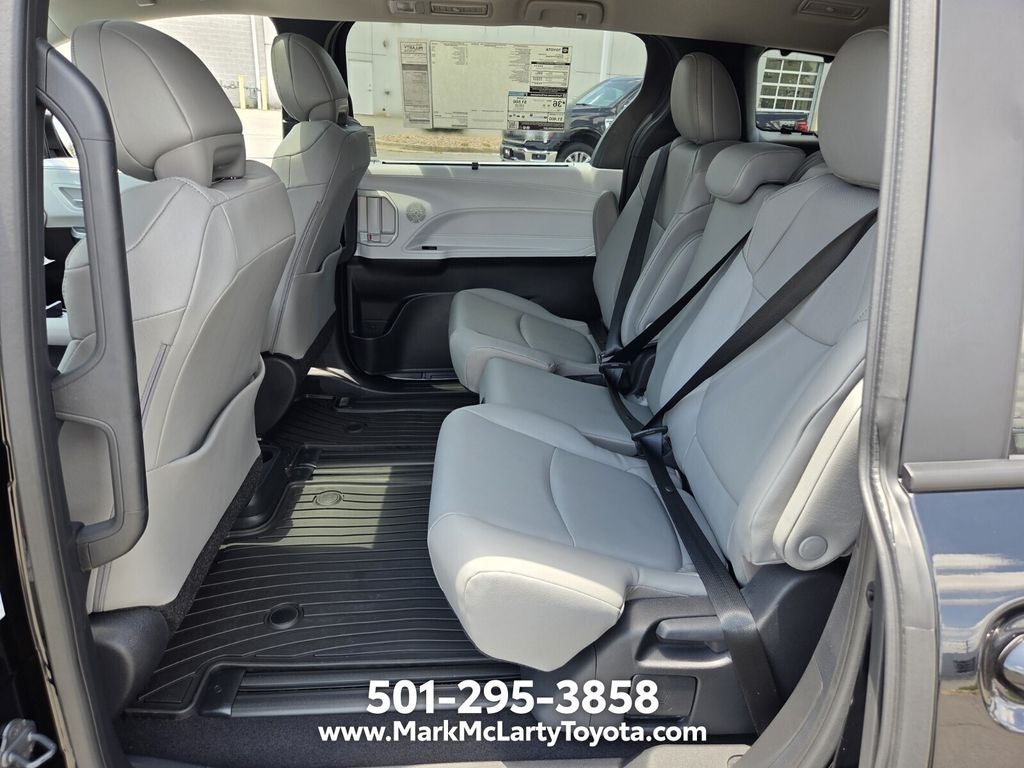 2026 Toyota Sienna XLE 8 Passenger