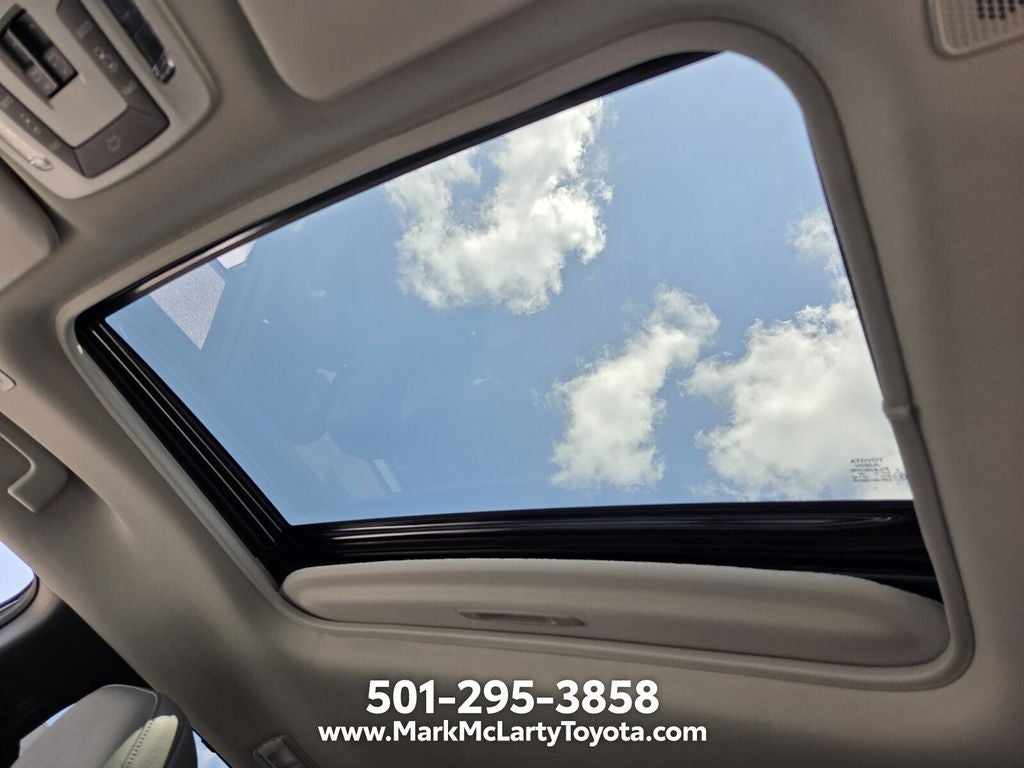 2026 Toyota Sienna XLE 8 Passenger