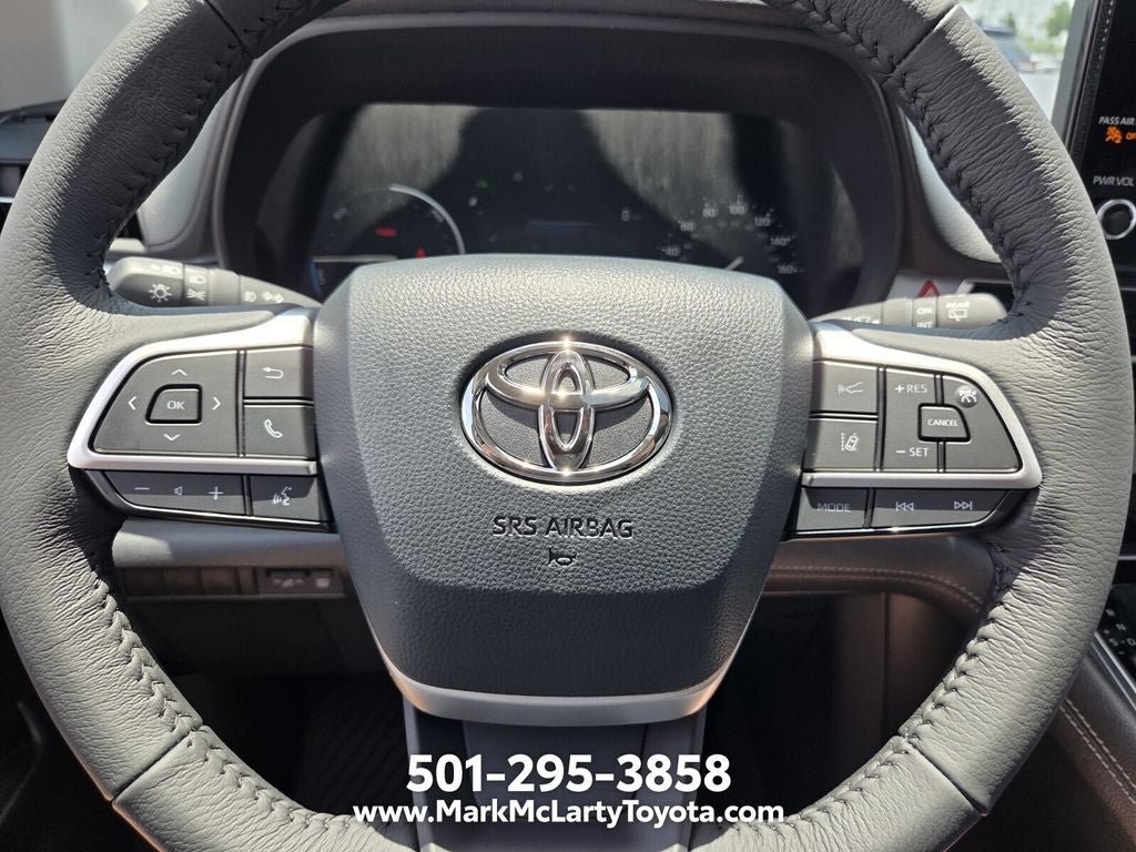 2026 Toyota Sienna XLE 8 Passenger