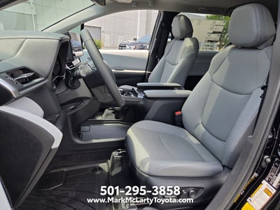 2026 Toyota Sienna XLE 8 Passenger