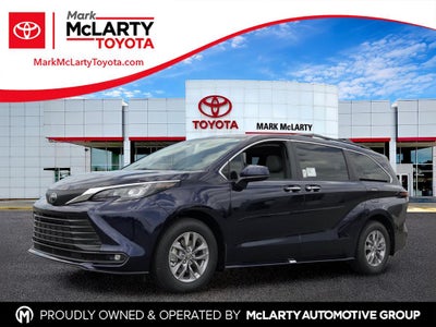 2026 Toyota Sienna XLE 8 Passenger