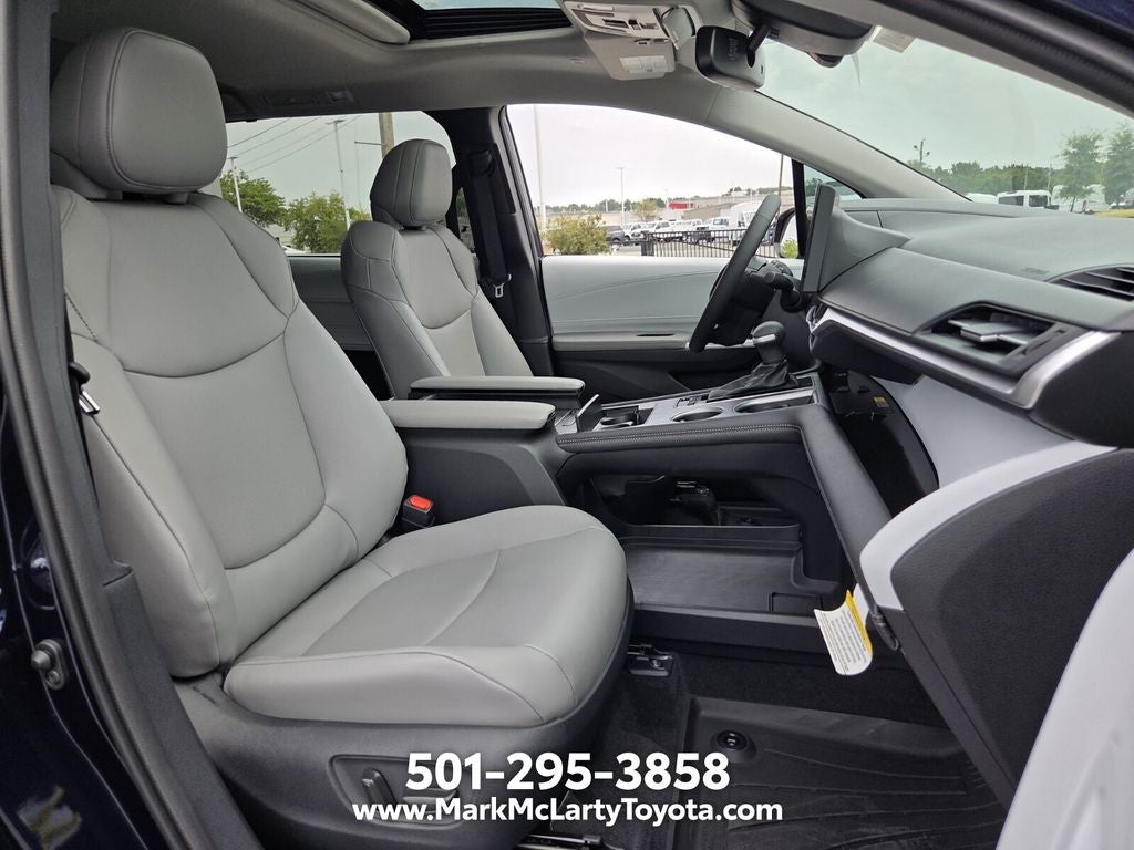 2026 Toyota Sienna XLE 8 Passenger