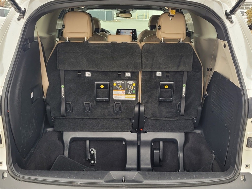 2021 Toyota Sienna XLE 7 Passenger