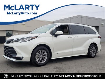2021 Toyota SIENNA XLE AWD XLE 7 Passenger