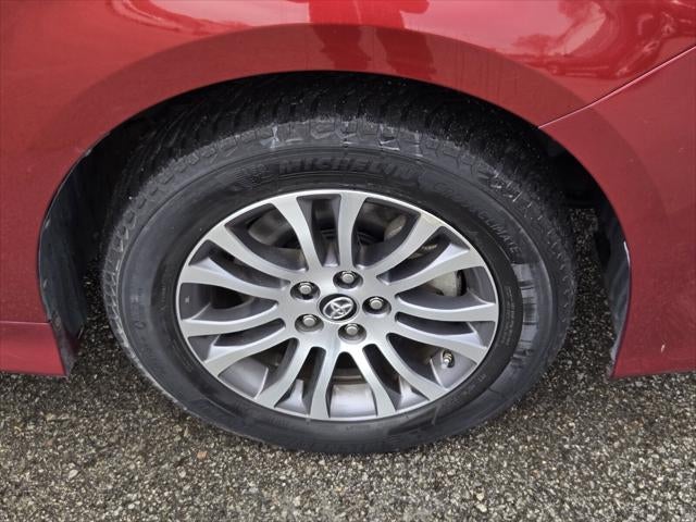 2019 Toyota SIENNA XLE 3.5L L 7 Passenger