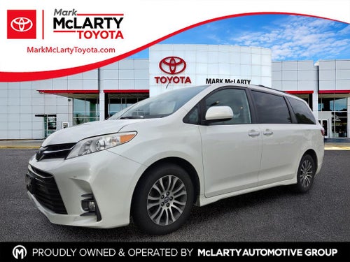 2020 Toyota Sienna XLE 8 Passenger
