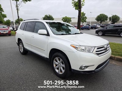 2011 Toyota HIGHLANDER SE