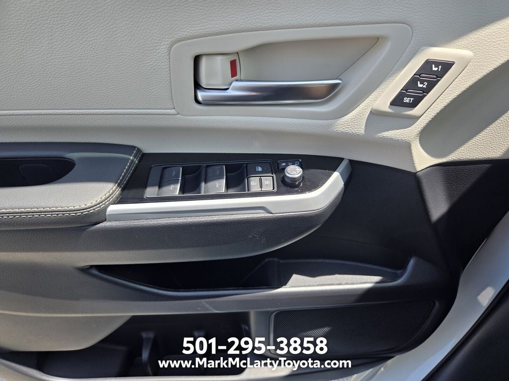 2026 Toyota Sienna Limited 7 Passenger