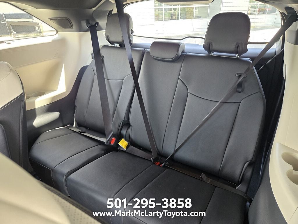 2026 Toyota Sienna Limited 7 Passenger