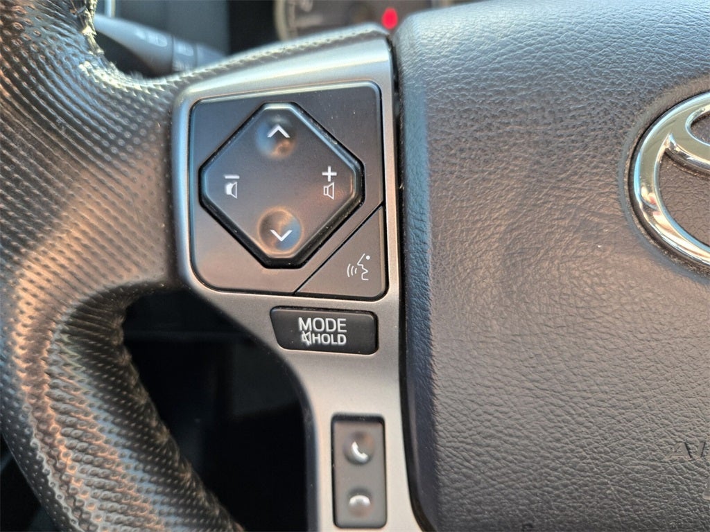 2017 Toyota TACOMA SR5 SR5