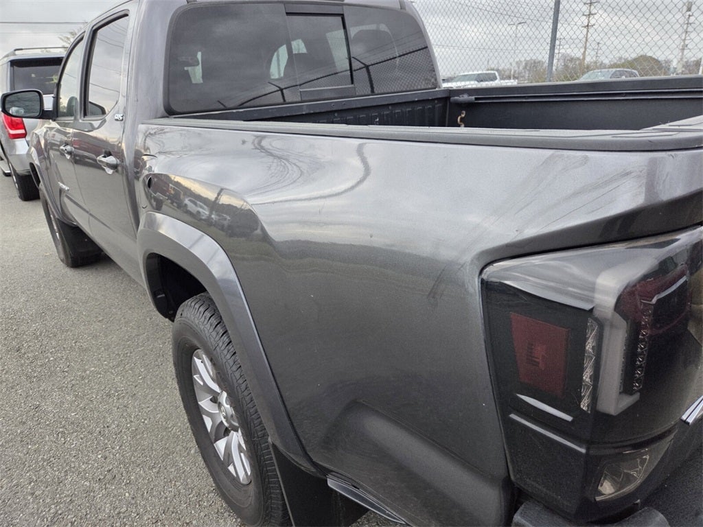 2018 Toyota TACOMA SR5 SR5 V6