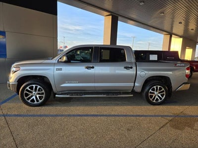 2018 Toyota TUNDRA 4X4 SR5