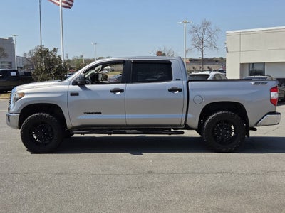 2018 Toyota TUNDRA 4X4 SR5