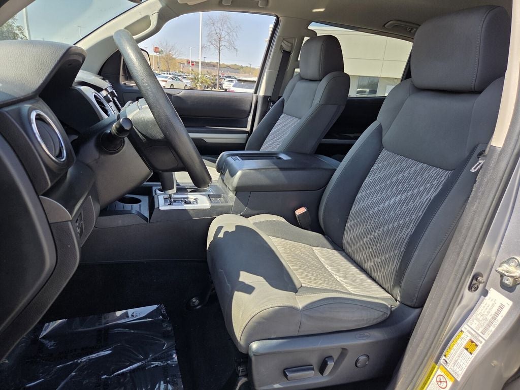 2018 Toyota TUNDRA 4X4 SR5