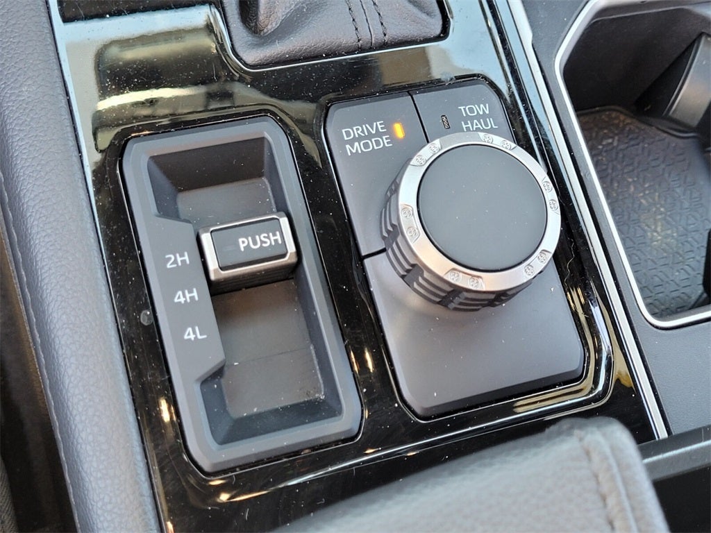 2025 Toyota TUNDRA 4X4 Limited