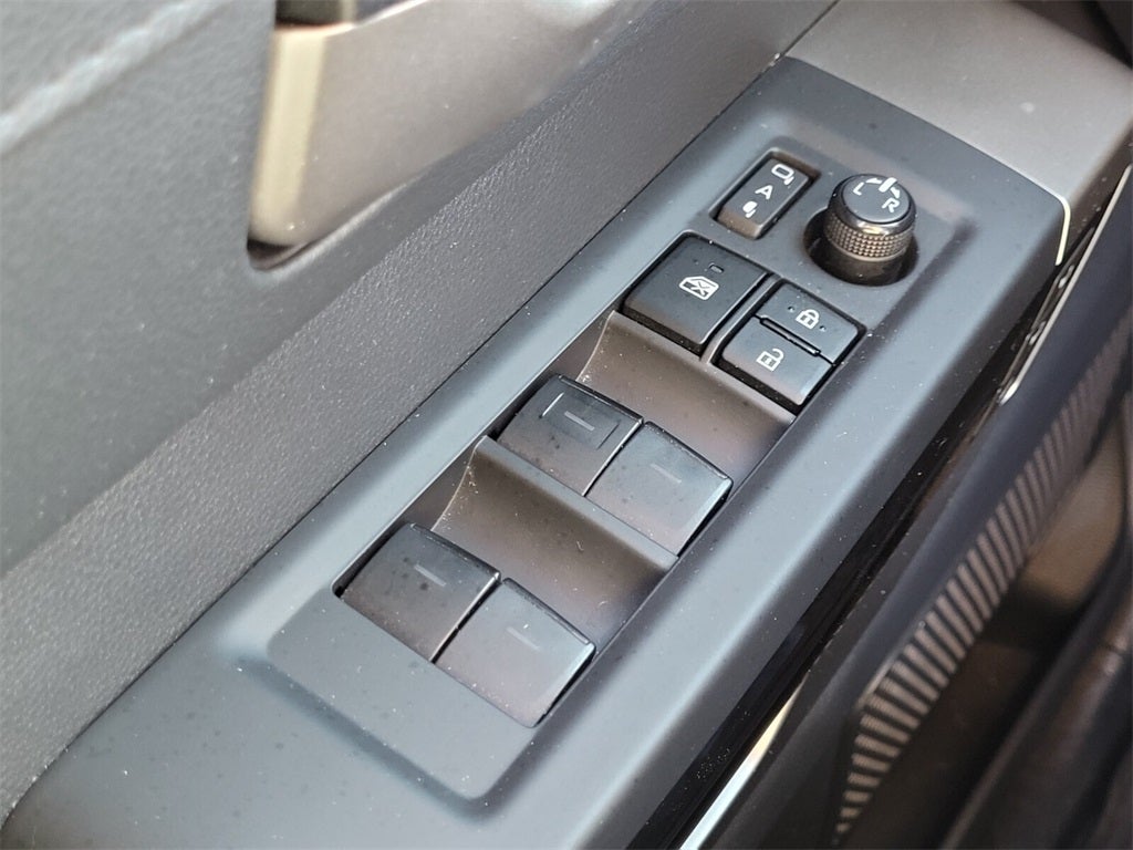 2025 Toyota TUNDRA 4X4 Limited