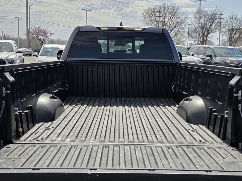 2023 Toyota TUNDRA 4X4 SR