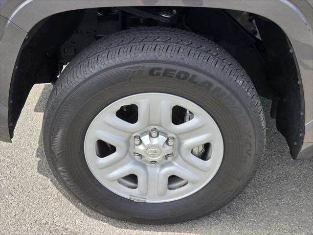 2023 Toyota TUNDRA 4X4 SR