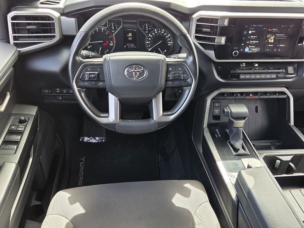 2025 Toyota TUNDRA 4X2 SR5