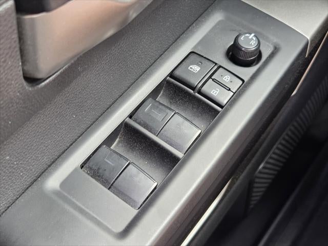 2025 Toyota TUNDRA 4X2 SR5