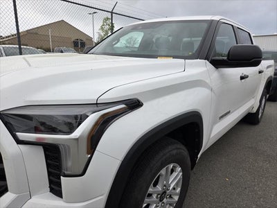2025 Toyota TUNDRA 4X2 SR5
