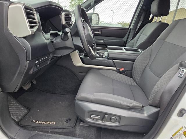 2025 Toyota TUNDRA 4X2 SR5