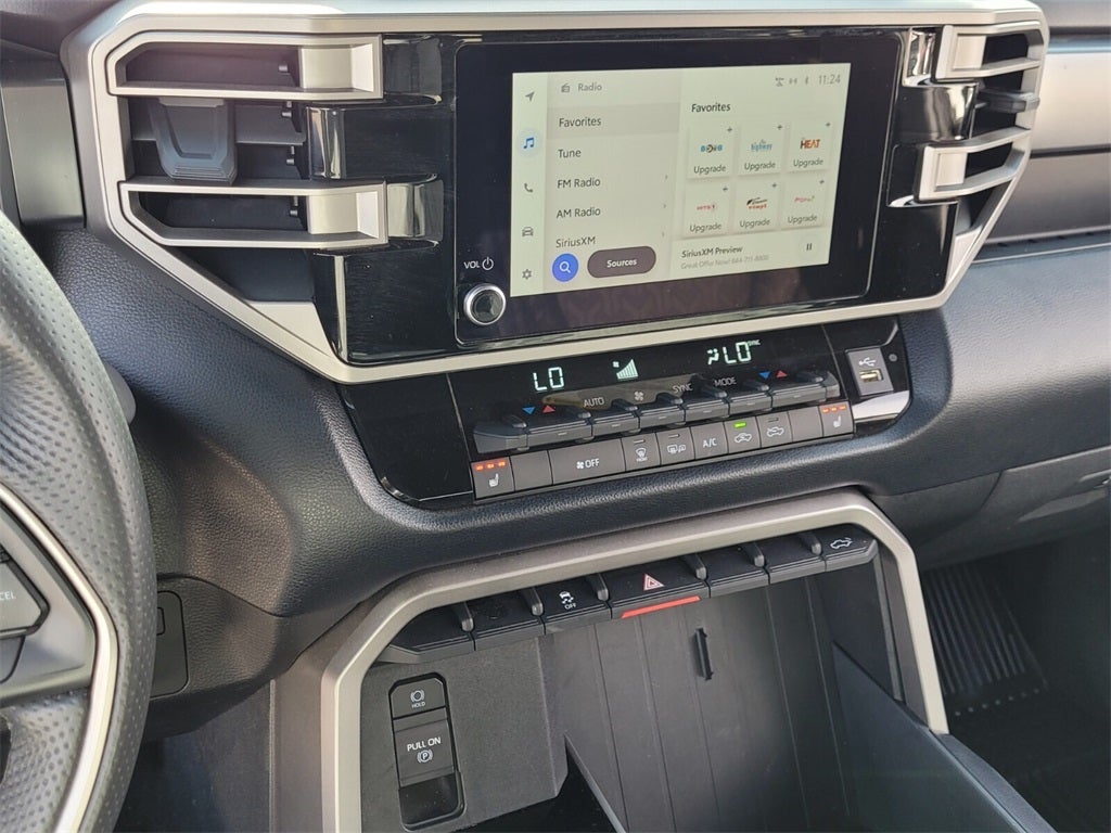 2025 Toyota TUNDRA 4X4 SR5