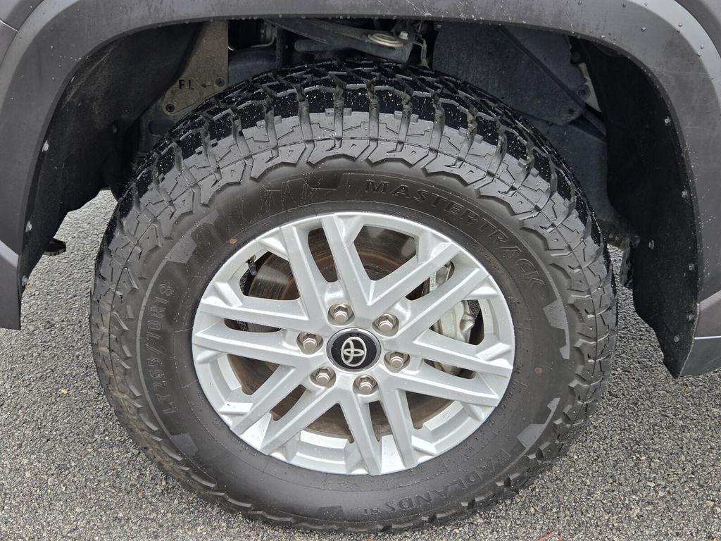 2025 Toyota TUNDRA 4X4 SR5