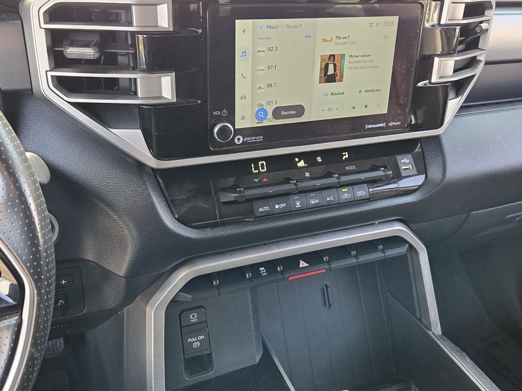 2022 Toyota TUNDRA 4X4 SR5