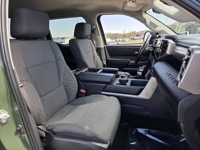 2022 Toyota TUNDRA 4X4 SR5