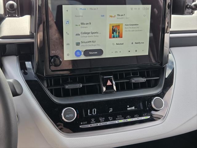 2026 Toyota COROLLA SE