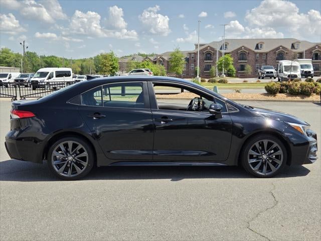 2024 Toyota COROLLA SE