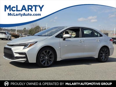 2025 Toyota COROLLA SE