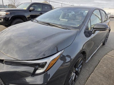 2025 Toyota COROLLA SE