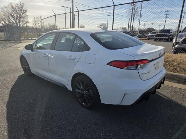 2025 Toyota COROLLA SE