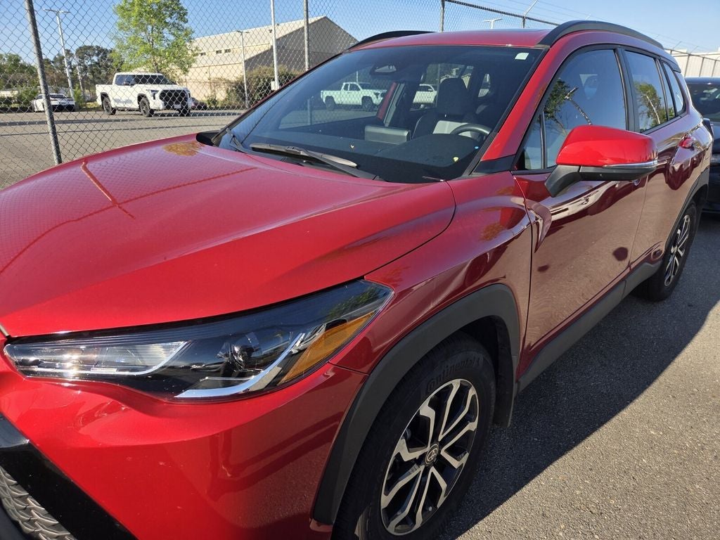 2023 Toyota Corolla Cross Hybrid SE