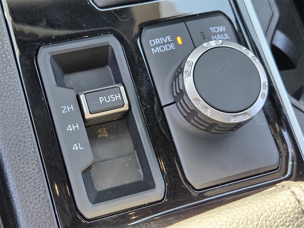 2025 Toyota SEQUOIA 4WD SR5