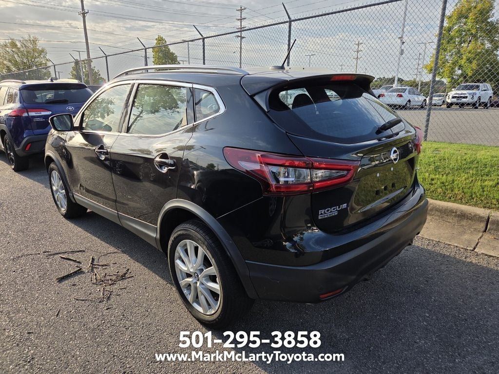 2022 Nissan Rogue Sport SV