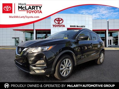 2022 Nissan Rogue Sport SV
