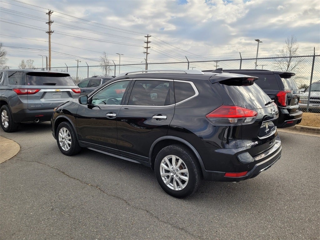 2020 Nissan Rogue SV