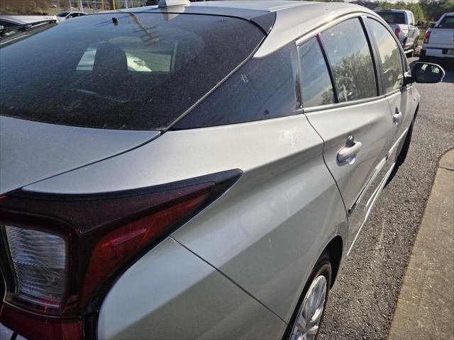 2022 Toyota PRIUS LE