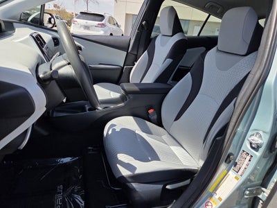 2016 Toyota PRIUS Two