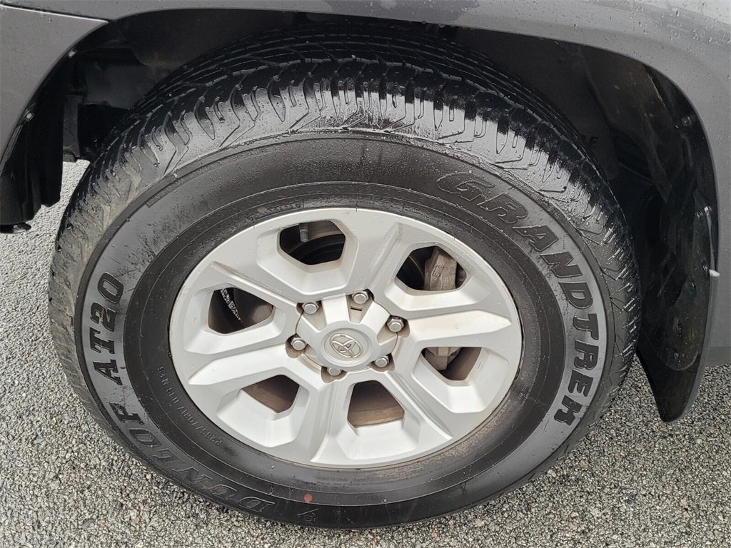 2023 Toyota 4RUNNER SR5