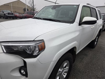 2024 Toyota 4RUNNER SR5
