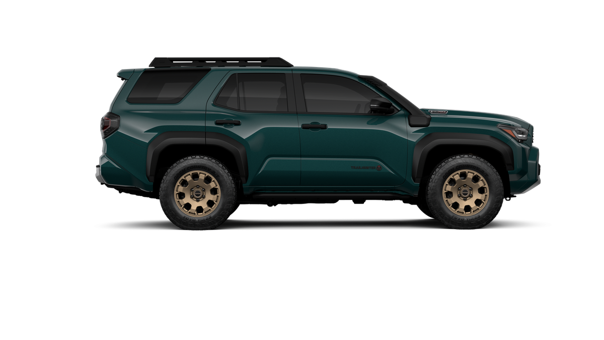 2026 Toyota 4Runner i-FORCE MAX Trailhunter