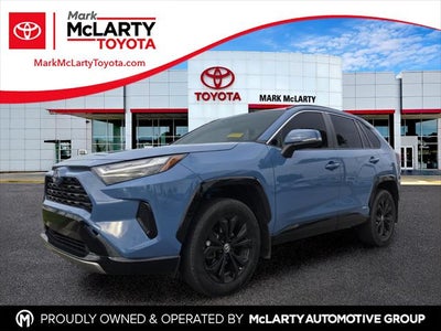 2023 Toyota RAV4 Hybrid SE