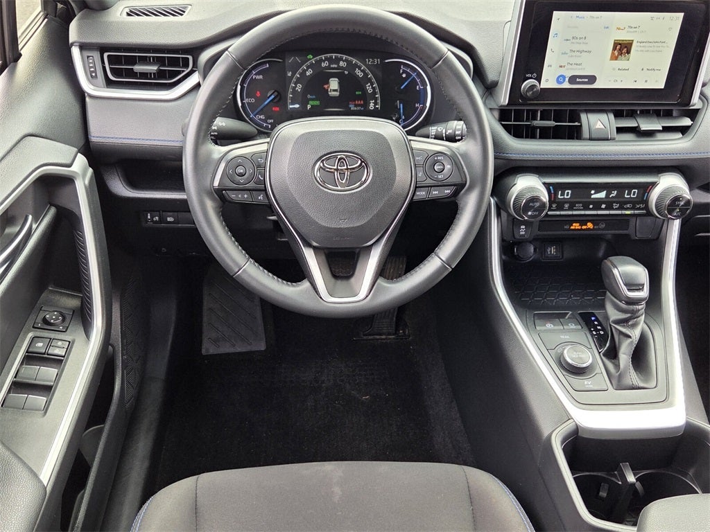 2023 Toyota RAV4 HYBRID SE