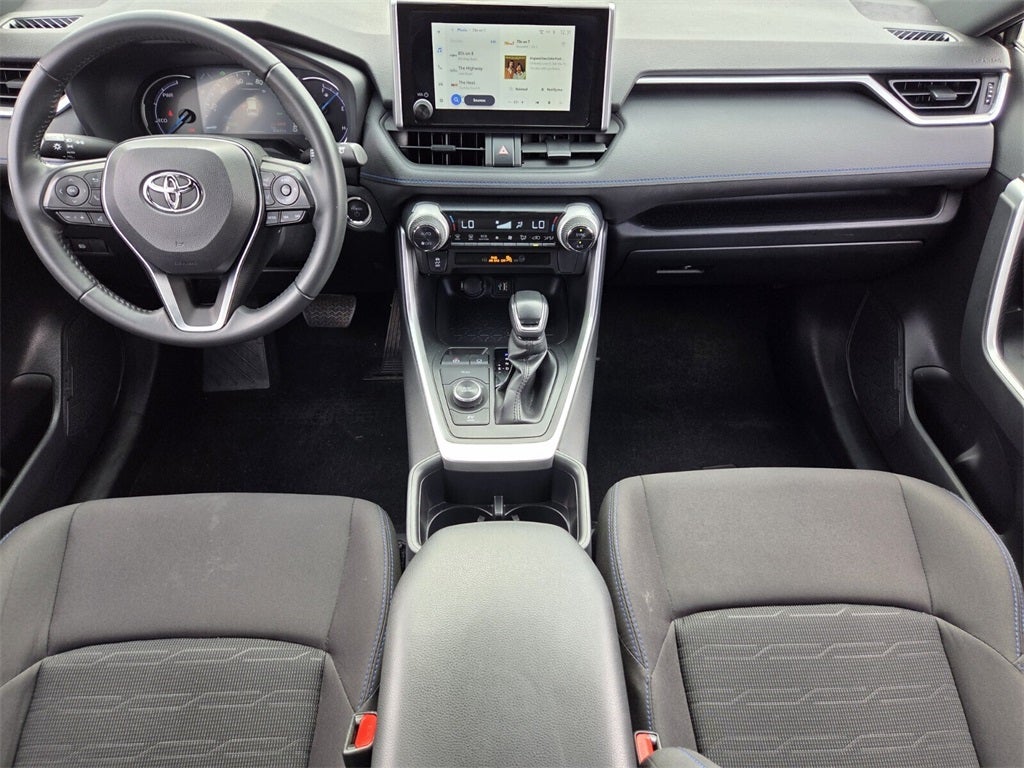 2023 Toyota RAV4 HYBRID SE